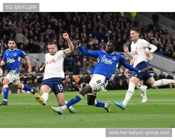 五大联赛黄金中场之争：谁才是中场王？